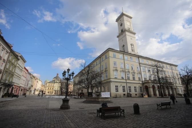 Сьогодні львівські депутати розглядатимуть нову структуру виконавчих органів. Обіцяють оптимізацію