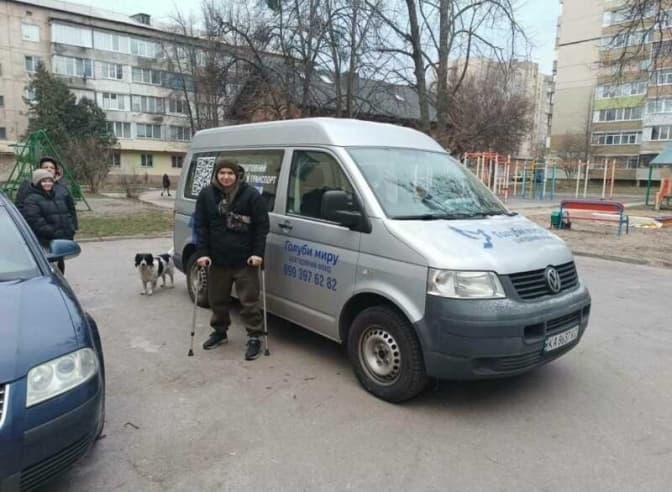 У Києві розпочало роботу безкоштовне таксі. Хто може користуватися