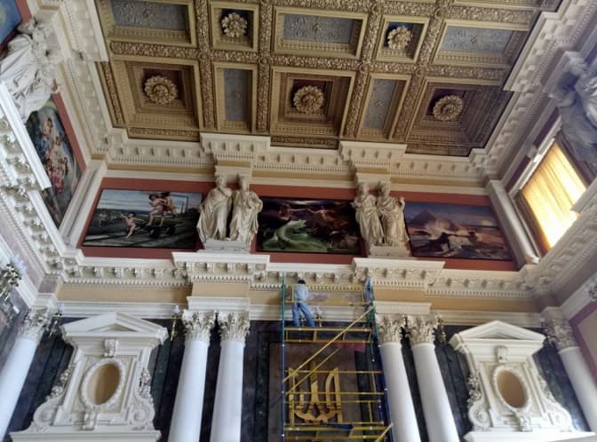 У Львові реставрують актову залу Львівської політехніки. Фото