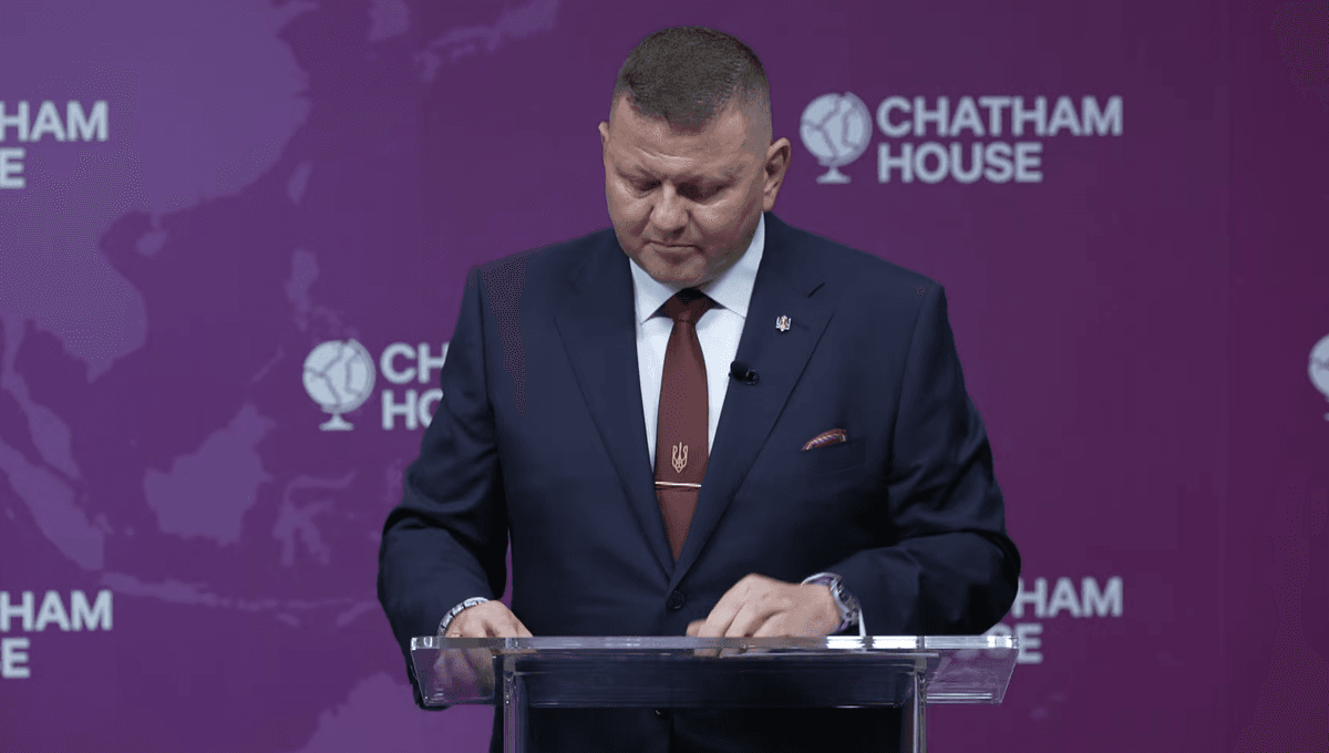 «Енергосистема стала новим фронтом». Залужний назвав один з ключових кроків для виживання України