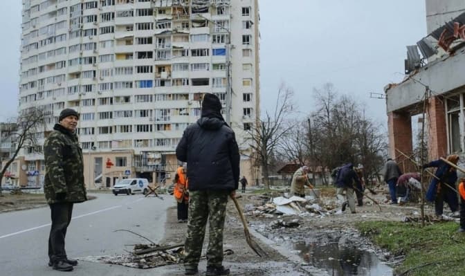 Багатоповерхівка в Бучі / фото з відкритих джерел