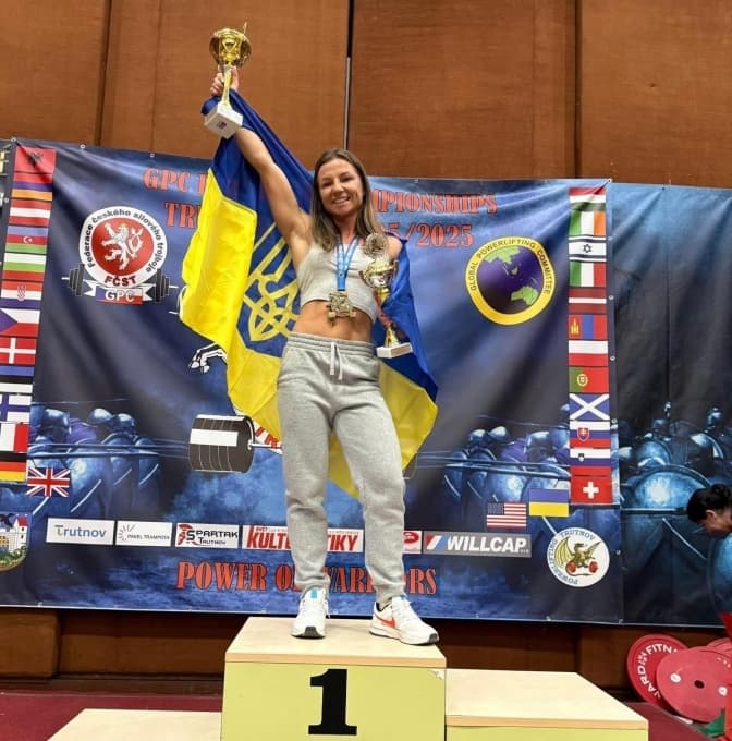 Спортсменка з Львівщини перемогла на змаганнях з пауерліфтингу в Чехії