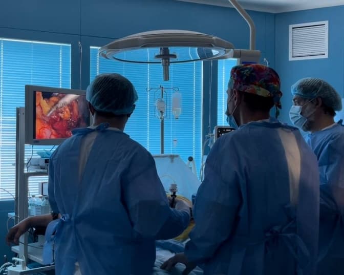 У Львові вперше на Заході України прооперували чоловіка з онкологією дванадцятипалої кишки