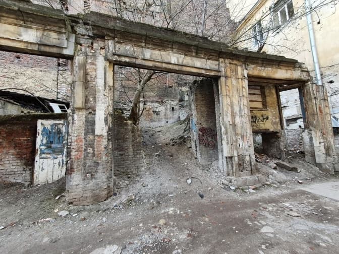 Стало відомо, в яких межах планують відновити пасаж Міколяша. Фото, відео