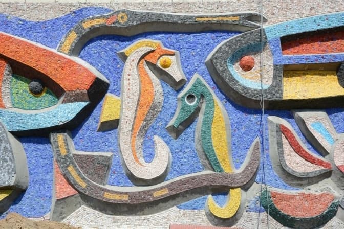 Мозаїчне панно «Море і риби» Патика представили на Венеціанському бієнале