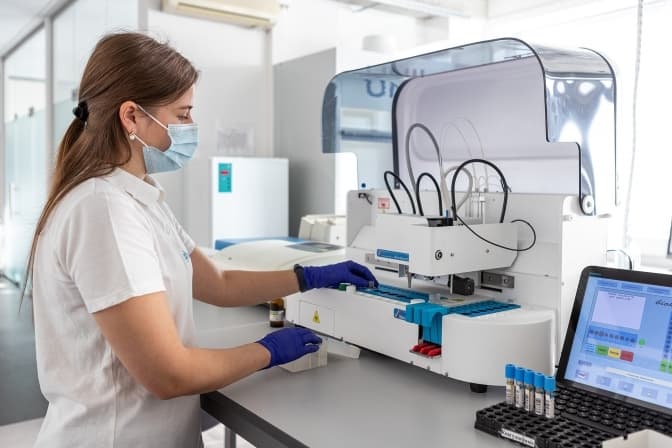 Здати аналізи. Що важливо при виборі лабораторії та як перевірити якість