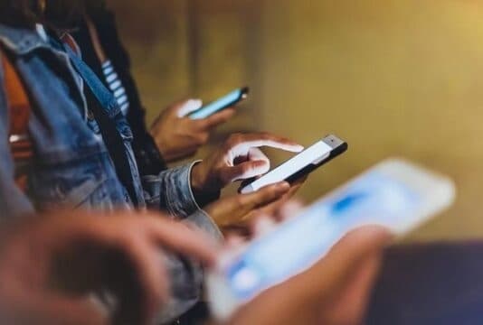 У Львові понад 200 укриттів обладнали інтернетом. Як під’єднати