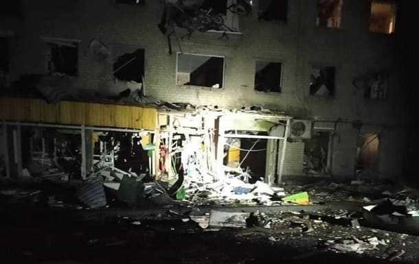 Внаслідок обстрілів окупантами Ізюма на Харківщині загинуло восьмеро людей