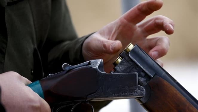 Місцевий мешканець на Львівщині підстрелив себе, стріляючи по вантажівці