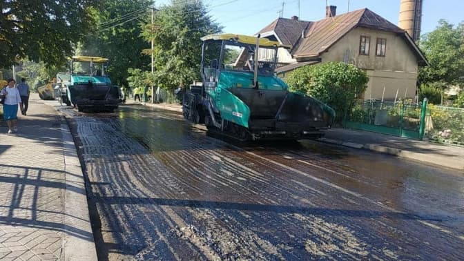 На Львівщині завершують ремонт ділянки дороги, що з’єднує Мостиська із курортним регіоном