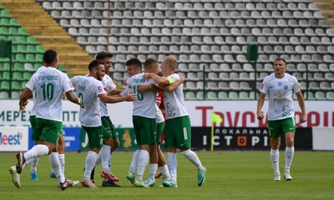 Львівські «Карпати» розгромили «Кривбас» у другому турі УПЛ