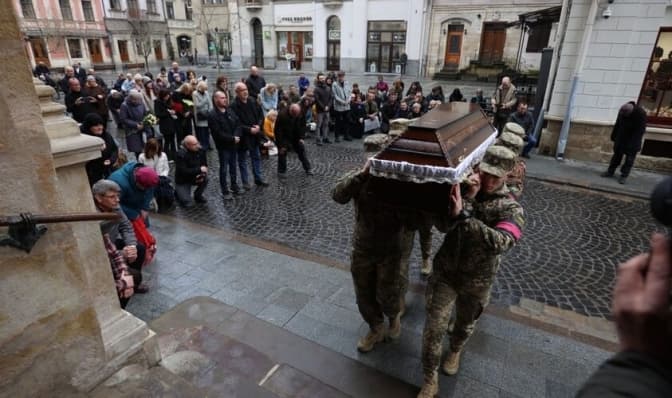 Завтра у Львові попрощаються з Героєм. Що про нього відомо