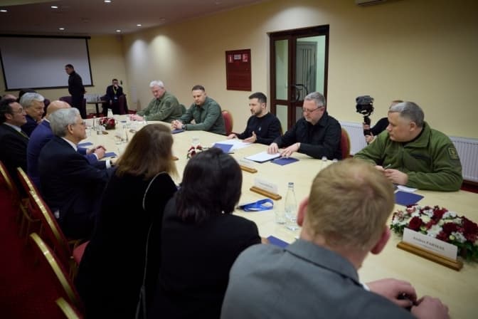 Під час візиту до Львова Зеленський зустрівся із генпрокурорами держав-партнерів