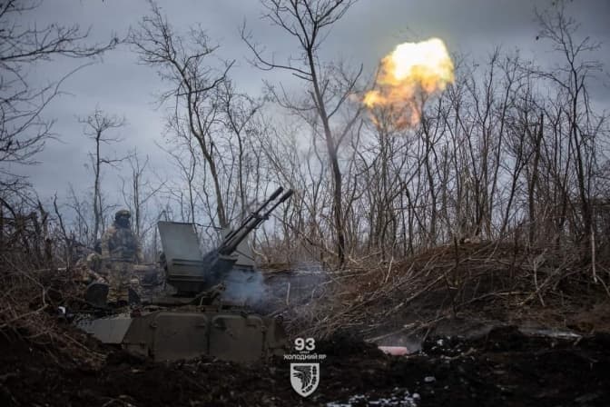 На Бахмутському напрямку воїни відбили 14 атак ворога