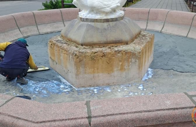На площі Криничній у Львові почали ремонт фонтану. Які роботи проведуть