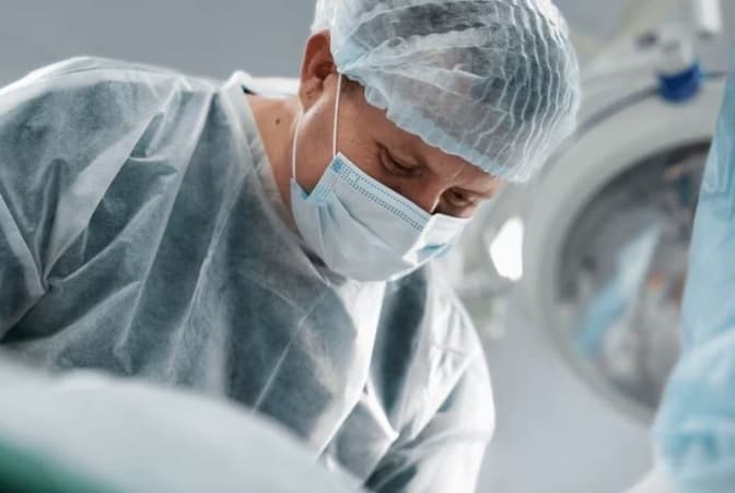 У львів’янина діагностували рідкісну онкологічну хворобу в чоловіків