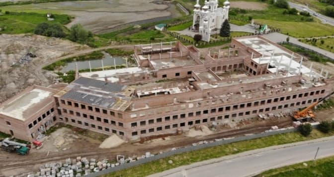 Поблизу Львова будують найбільшу школу у Західному регіоні України. Фото