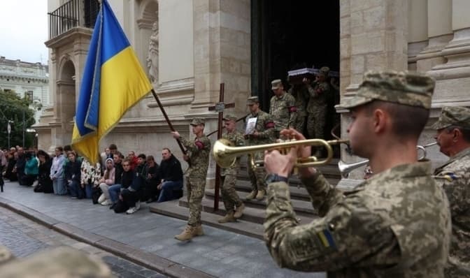 Львів попрощається з двома захисниками, які загинули на війні