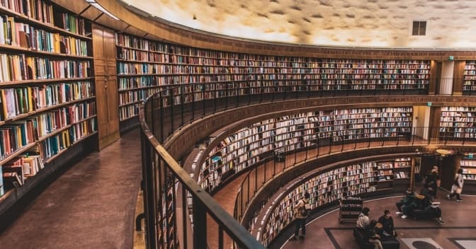 Яких книжок бракує у львівських бібліотеках: результати опитування