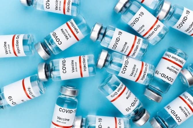 Де вакцинуватися у Львові сьогодні. Графік, локації, вакцини