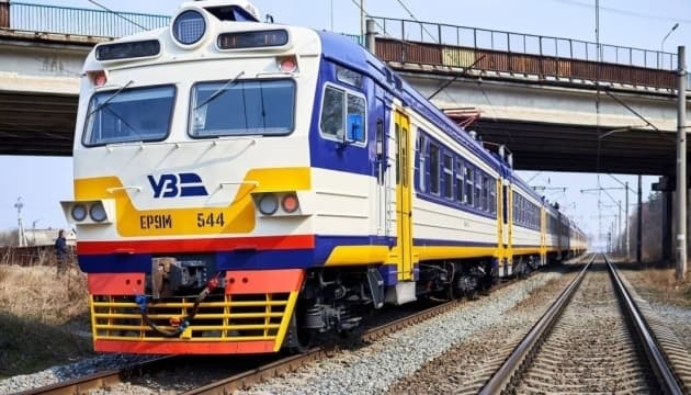 "Укрзалізниця" попередила про затримки поїздів на Львівщині