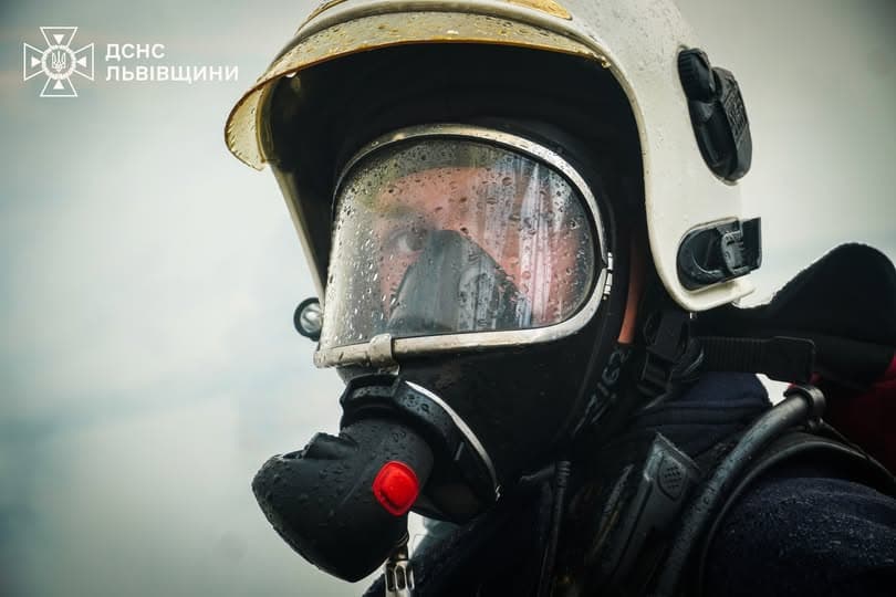 За добу на Львівщині ліквідували 27 пожеж, з них 21 — в екосистемах