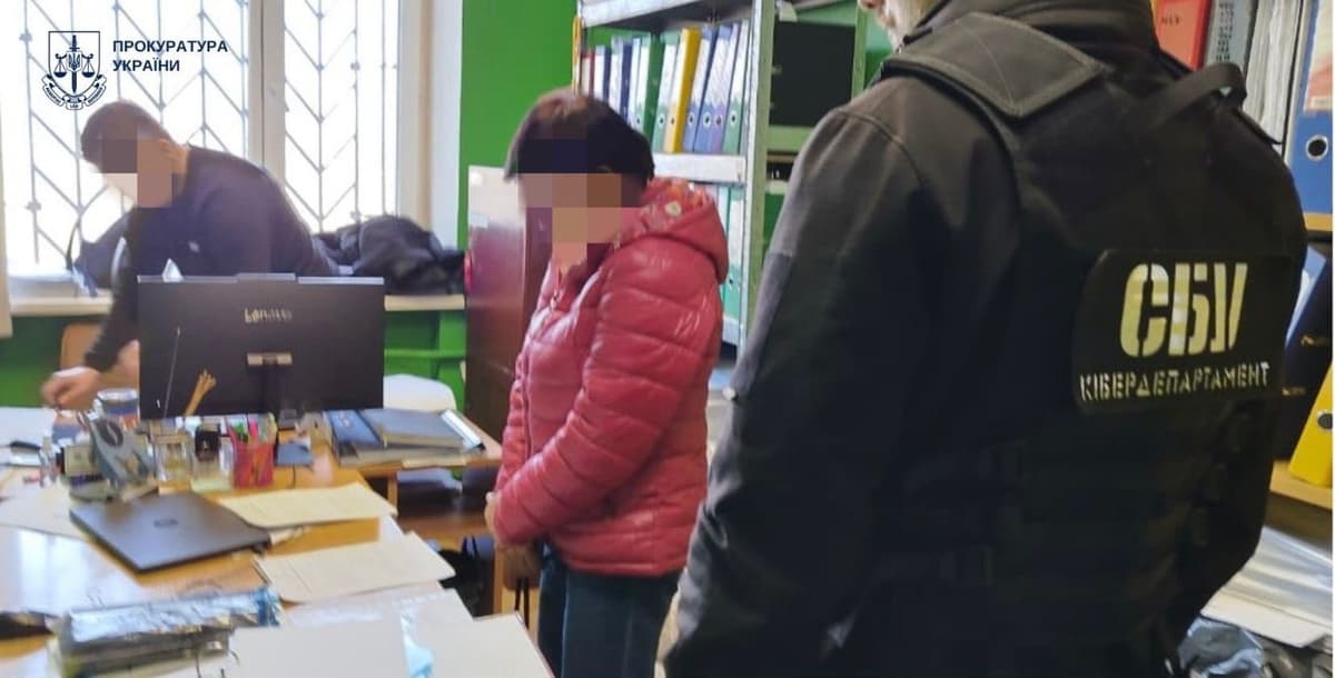 Начальниця відділу у Мінкульті виправдовувала агресію РФ та писала листи до Путіна