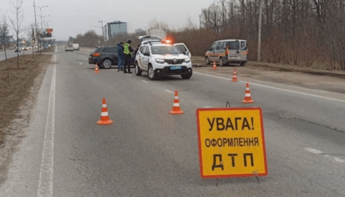 У Львові через ДТП перекритий в'їзд в місто. Оновлено
