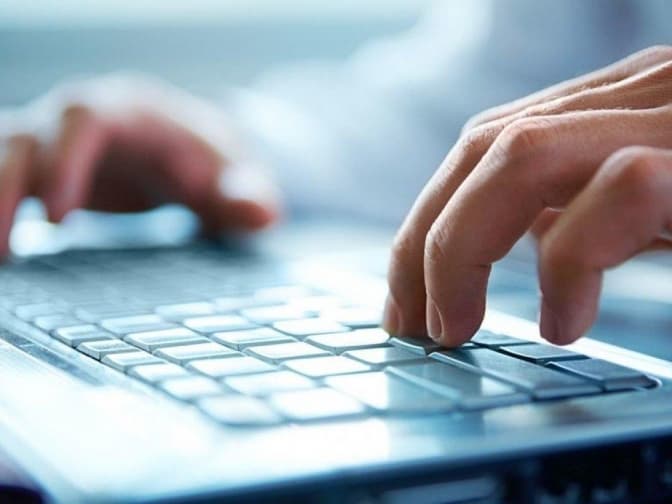 На Львівщині реєстраторка незаконно змінила право власності на будівлю