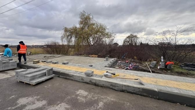 Біля Львова облаштовують дві зупинки громадського транспорту з урахуванням доступності