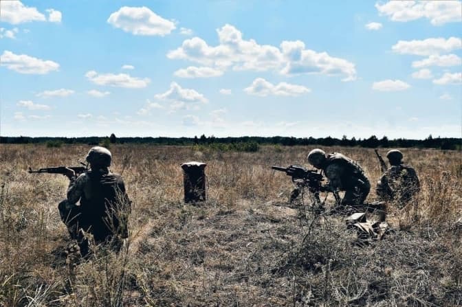 Українські воїни відбили ворожі атаки поблизу 10 населених пунктів, – Генштаб