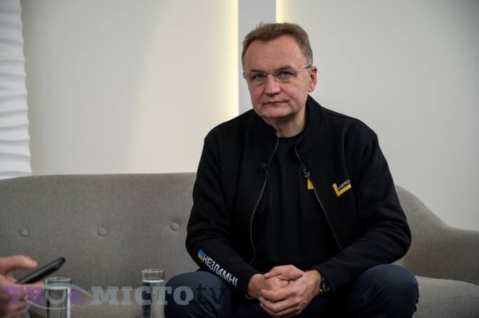 СБУ розпочала кримінальне провадження через прослуховувальний пристрій в кабінеті Садового