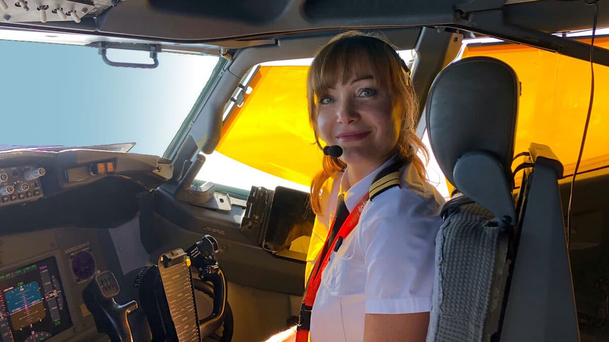 Мене питали, нащо я сюди йшла. Як це бути жінкою-пілотом в Україні
