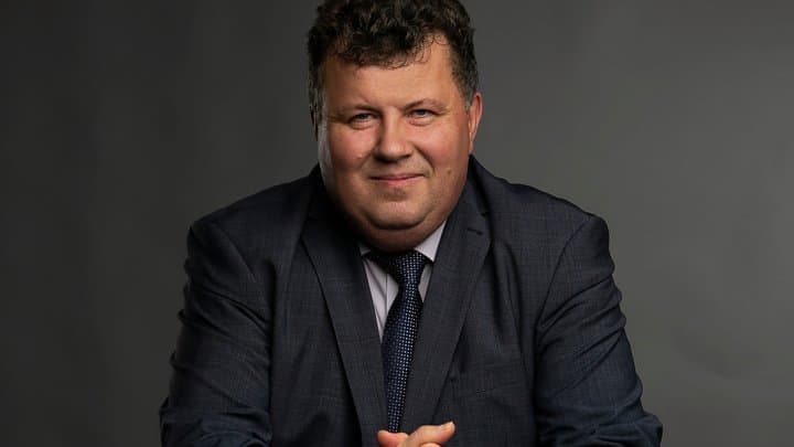 «Що б там не відбувалося у 105 аудиторії». Студпарламент КНУ оголосив акцію протесту проти ректора Бугрова