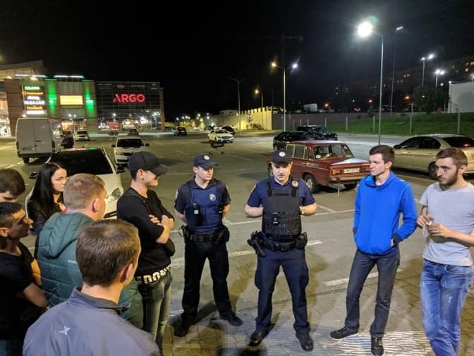 За ніч активісти Pitbull Lviv та патрульні зупинили чотирьох нетверезих водіїв