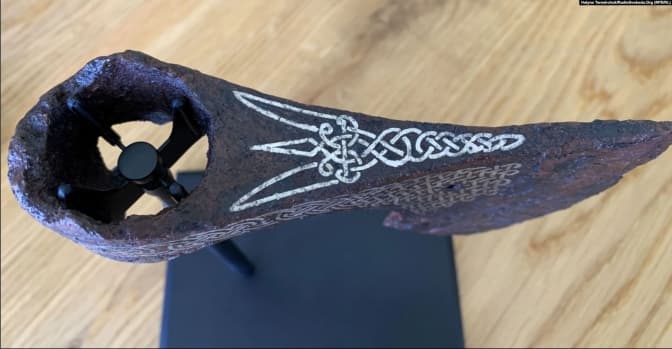 Львів'янин викупив і передав у музей унікальну сокиру часів України-Русі