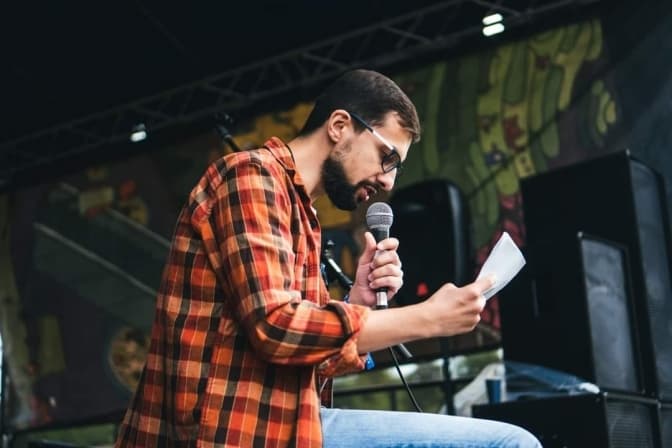 Львівський письменник планує давати доступ до неопублікованих романів за донат для ЗСУ