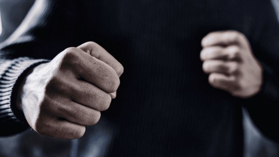 На Львівщині встановили особу ймовірного зловмисника, який побив ветерана, що повернувся з полону