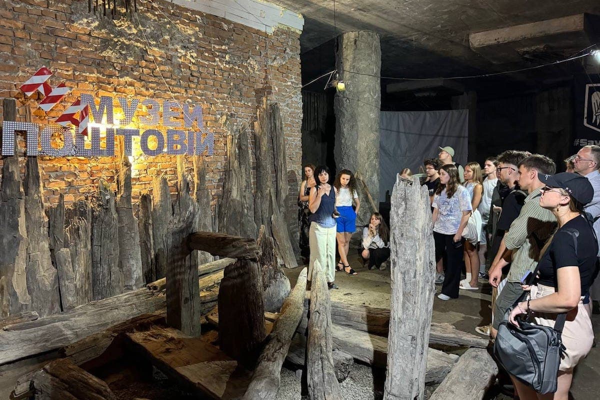 Порятунок підземного музею на Поштовій: Мінкульт зобов'язав столичну владу зупинити руйнування пам'ятки