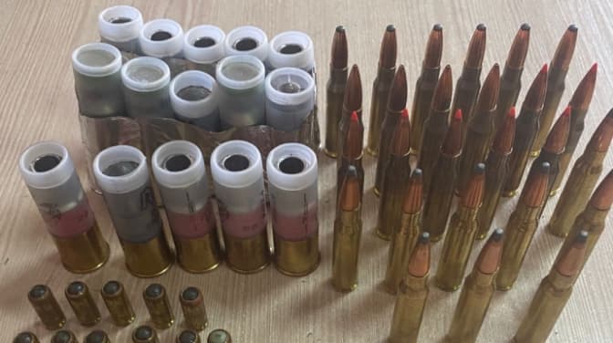 На Львівщині затримали українця, який намагався виїхати до Польщі з набоями в авто