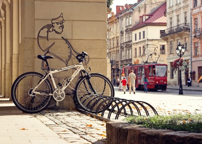 «Велосипедний» Львів у цифрах. Інфографіка