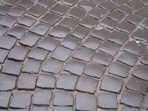 У Львові на вул. Куліша знову буде бруківка