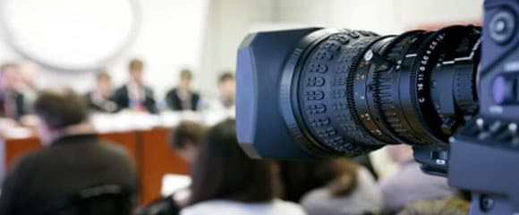 Львів’ян закликають знімати судові засідання та вигравати цінні призи