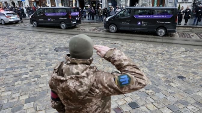 Завтра Львів попрощається із захисниками Олегом Гладким та Анатолієм Грековим