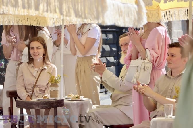 У Львові відзняли фінальну сцену кулінарної комедії «Смак Свободи». Фото, відео