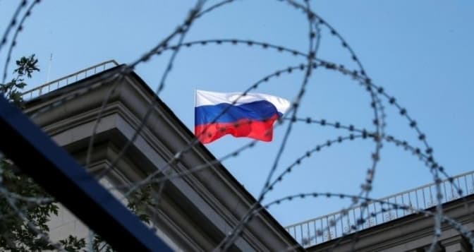 Відключення «Сбербанку» від SWIFT і нафтове ембарго. Що передбачає шостий пакет санкцій проти рф