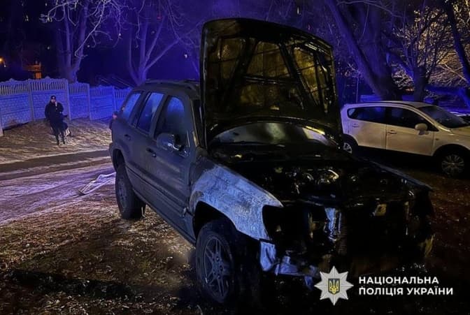 Киянин отримав 10 років за ґратами з конфіскацією майна за підпали авто військових