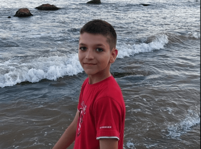 Львів'ян просять допомогти зібрати кошти хлопчику, в якого діагностували пухлину головного мозку