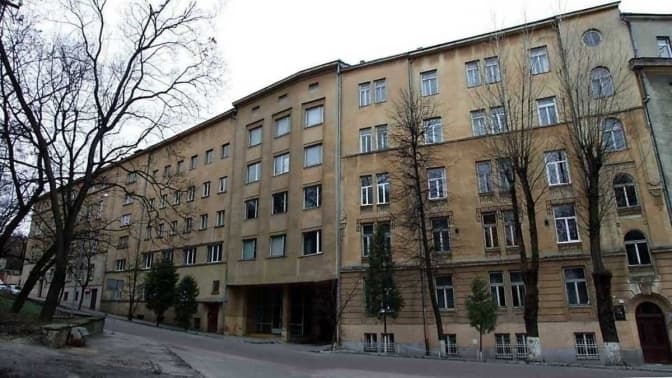У Львові вирішили, що буде в будівлі на Озаркевича замість поліклініки