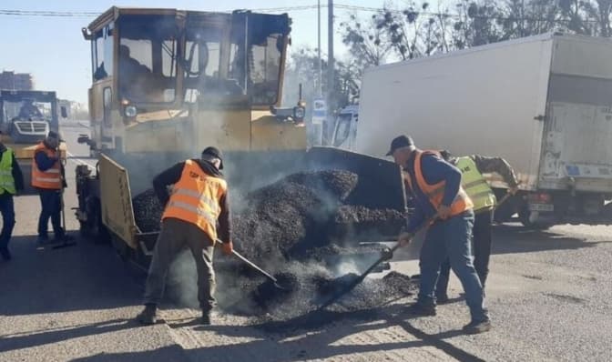 Сьогодні у всіх районах Львова ліквідовують ями
